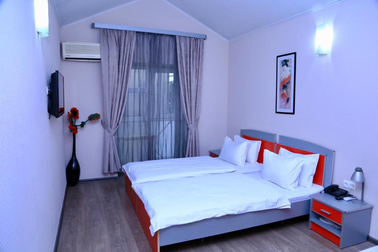Taste Tbilisi Hotel Exterior photo