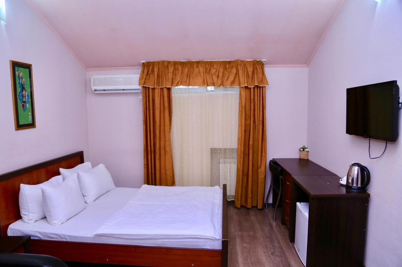 Taste Tbilisi Hotel Exterior photo